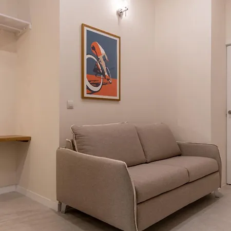 Osito Hub - L'explorador Andres Apartament *
